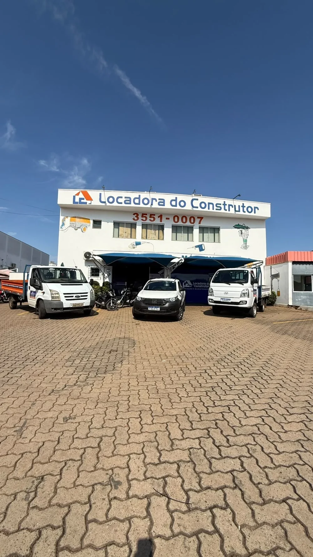 Fachada da Locadora do Construtor em Araras